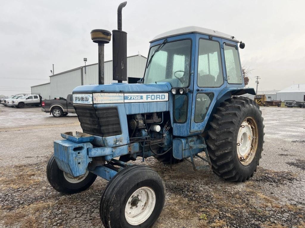 1980 Ford 7700 Equipment Image0