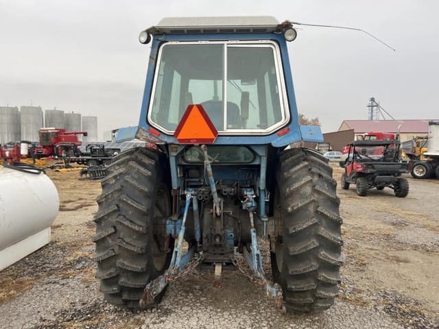 Image of Ford 7700 equipment image 2
