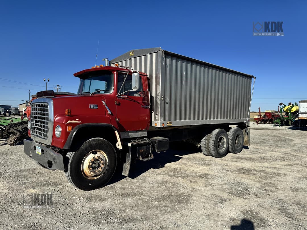 Image of Ford 8000 Primary image