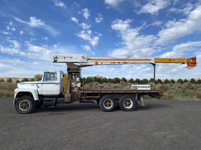 Image of Ford 8000 equipment image 1