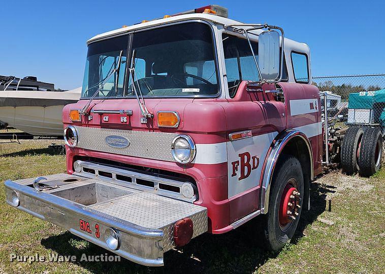 Image of Ford F-8000 Primary image