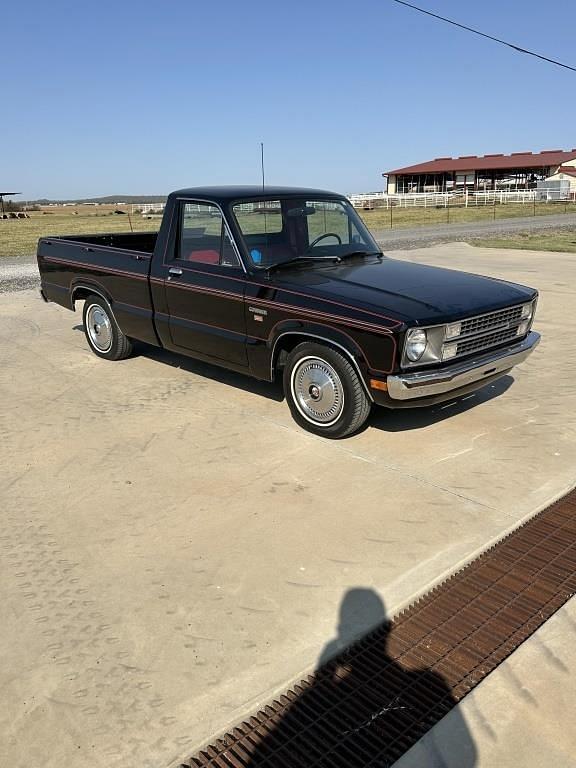 Image of Ford Courier  equipment image 2