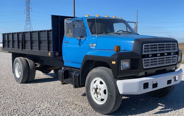 Image of Ford F-600 equipment image 3