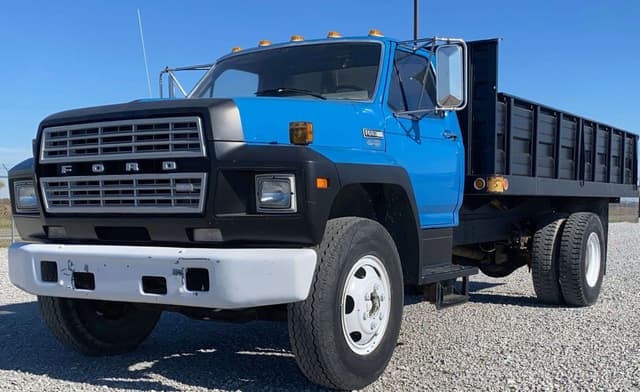 Image of Ford F-600 equipment image 1