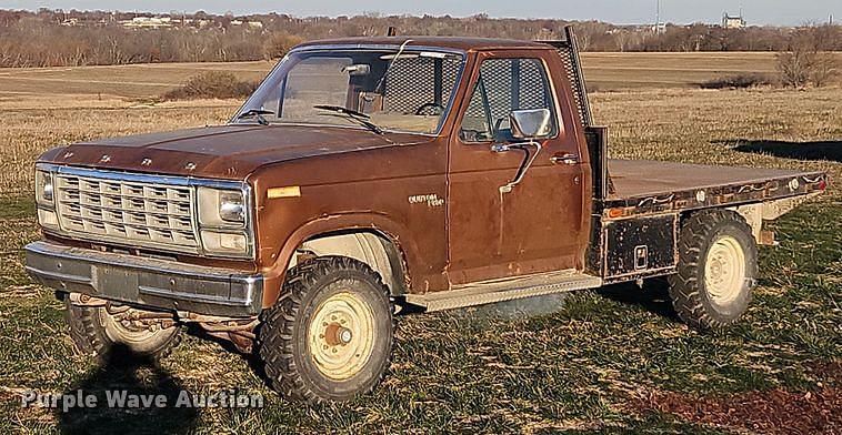 Image of Ford F-250 Primary image