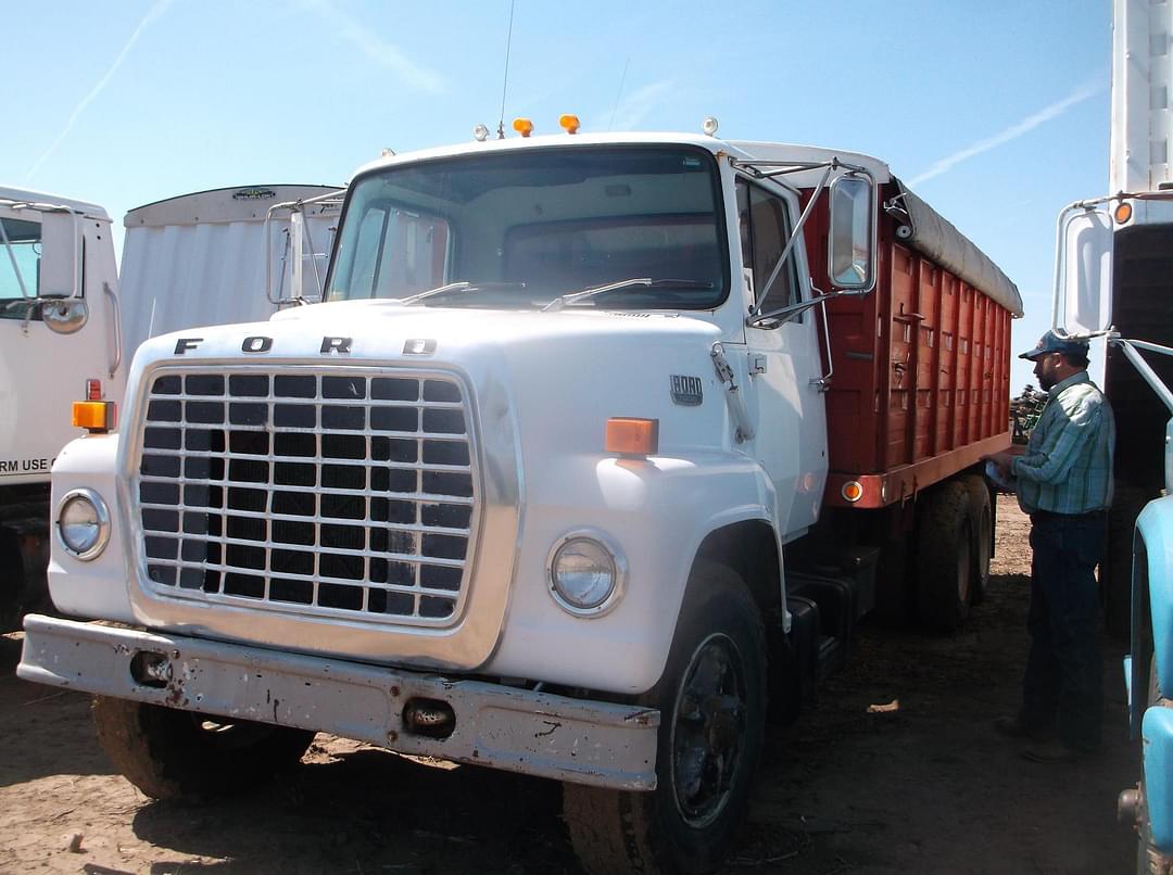 Image of Ford LN7000 Image 1