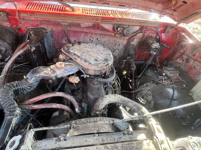 Image of Ford F-100 equipment image 4