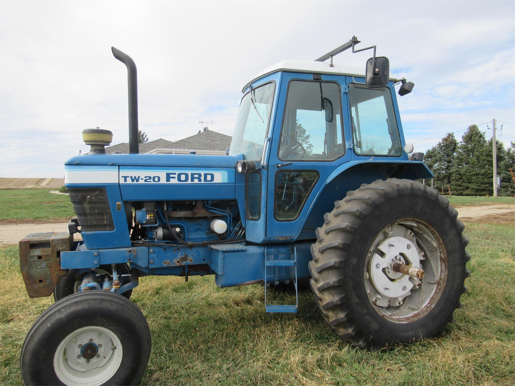 Main image Ford TW-20