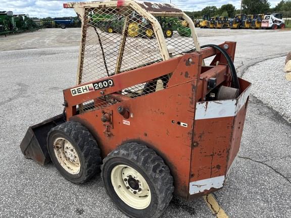 Image of Gehl HL2600 equipment image 2