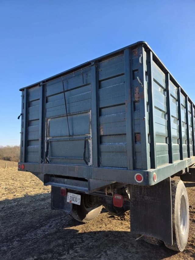 Image of GMC 7000 equipment image 4