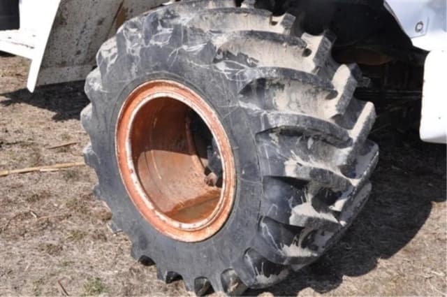 Image of GMC 7000 equipment image 2