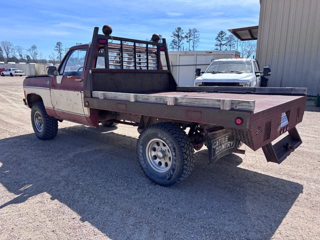 Image of GMC 1500 equipment image 3