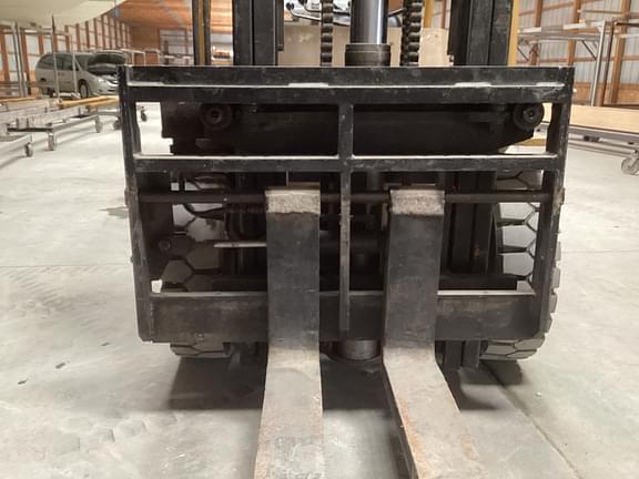 Image of Hyster H800 equipment image 3