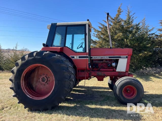 Image of International Harvester 1586 equipment image 4