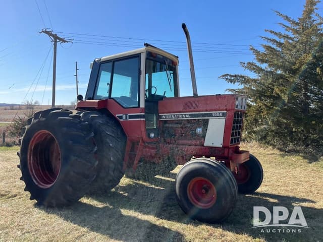 Image of International Harvester 1586 equipment image 3