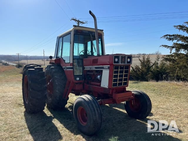 Image of International Harvester 1586 equipment image 2
