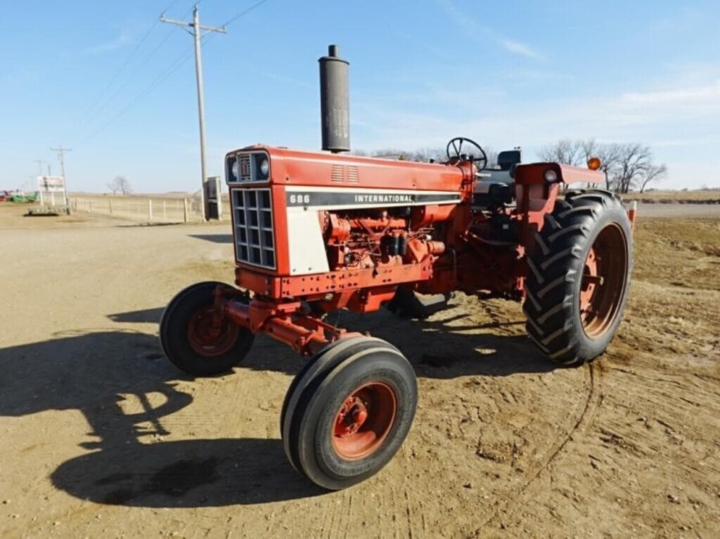 Image of International Harvester 686 Primary image