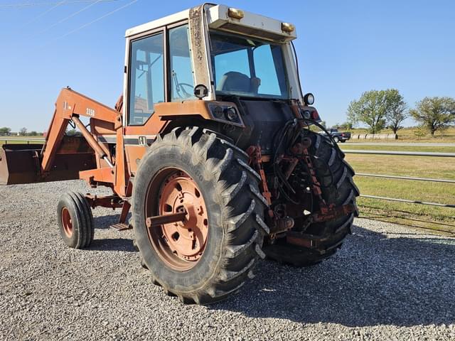 Image of International Harvester 1086 equipment image 4
