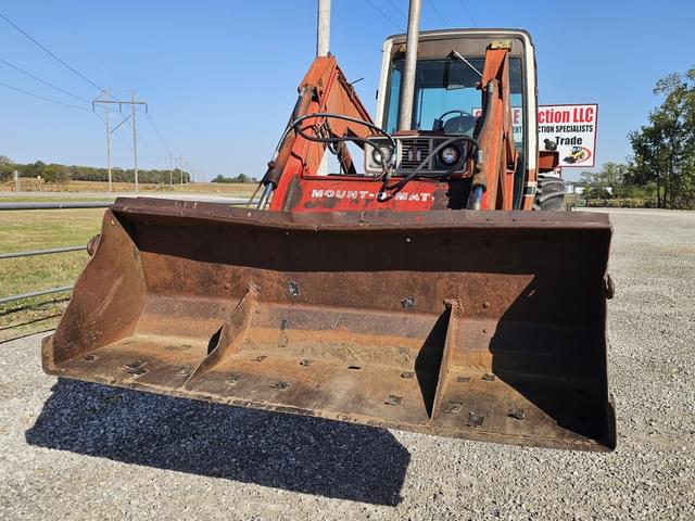 Image of International Harvester 1086 equipment image 2