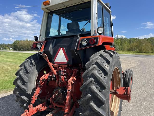 Image of International Harvester 1086 equipment image 4