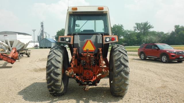 Image of International Harvester 1086 equipment image 3