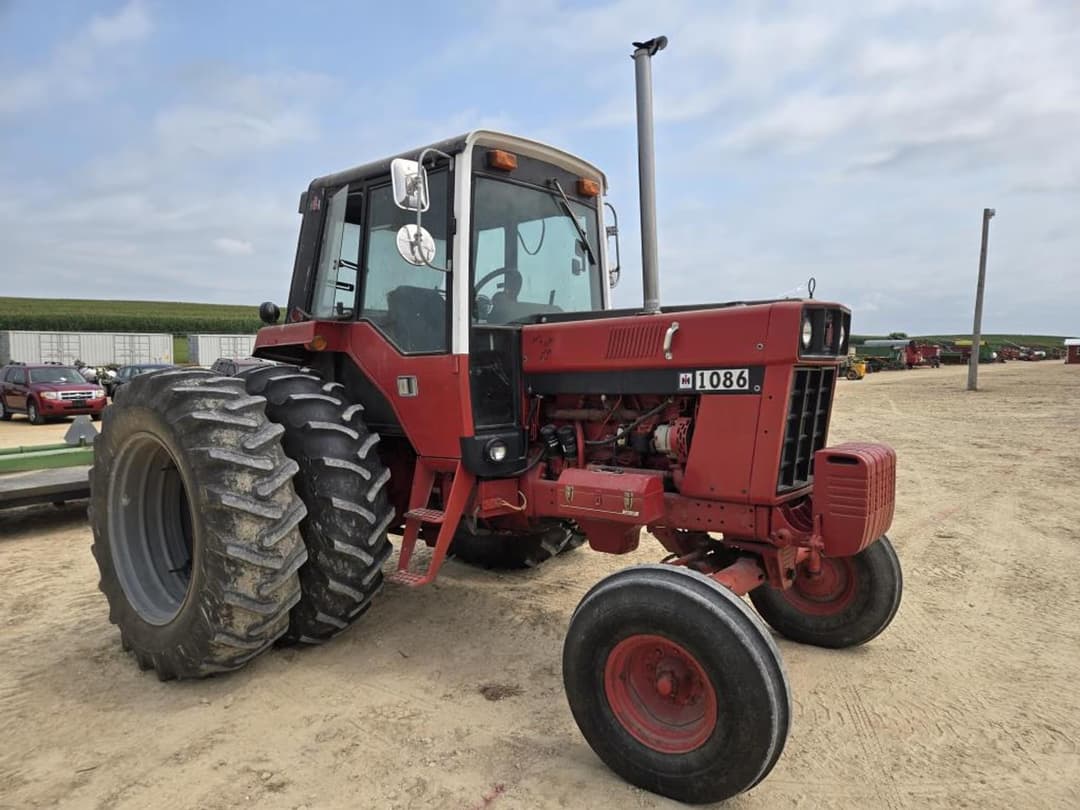 Image of International Harvester 1086 Primary image