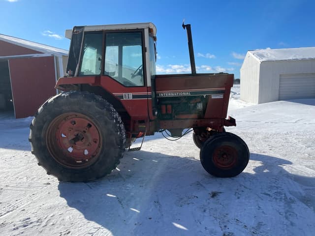 Image of International Harvester 1086 equipment image 4