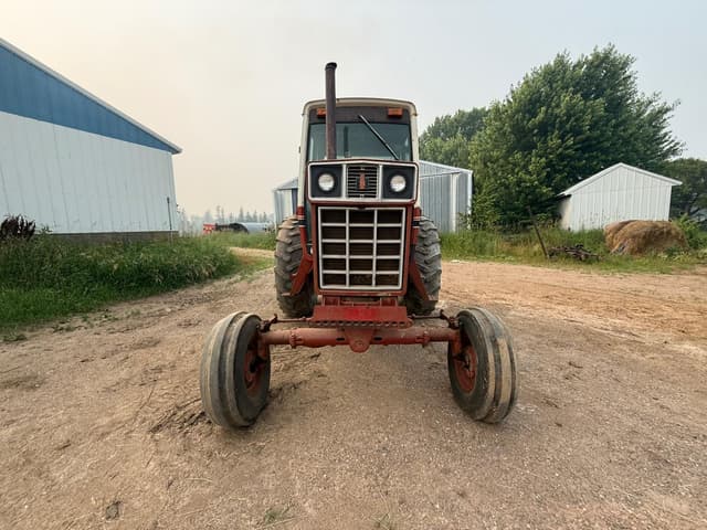 Image of International Harvester 1086 equipment image 3