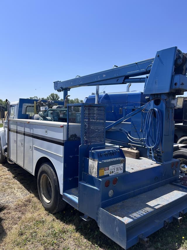 Image of International 1854 equipment image 3