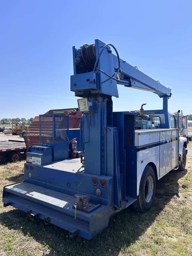 Image of International 1854 equipment image 2