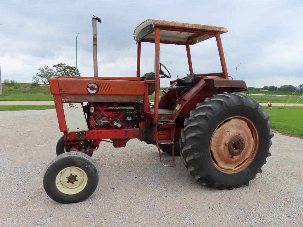 Image of International Harvester Hydro 186 Primary image