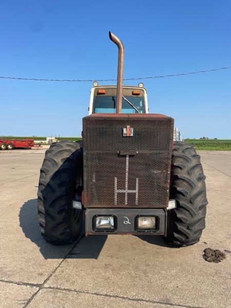 Image of International Harvester 3788 equipment image 1