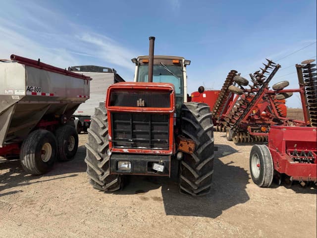 Image of International Harvester 3788 equipment image 2