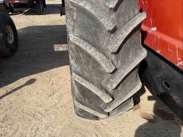 Image of International Harvester 3788 equipment image 4