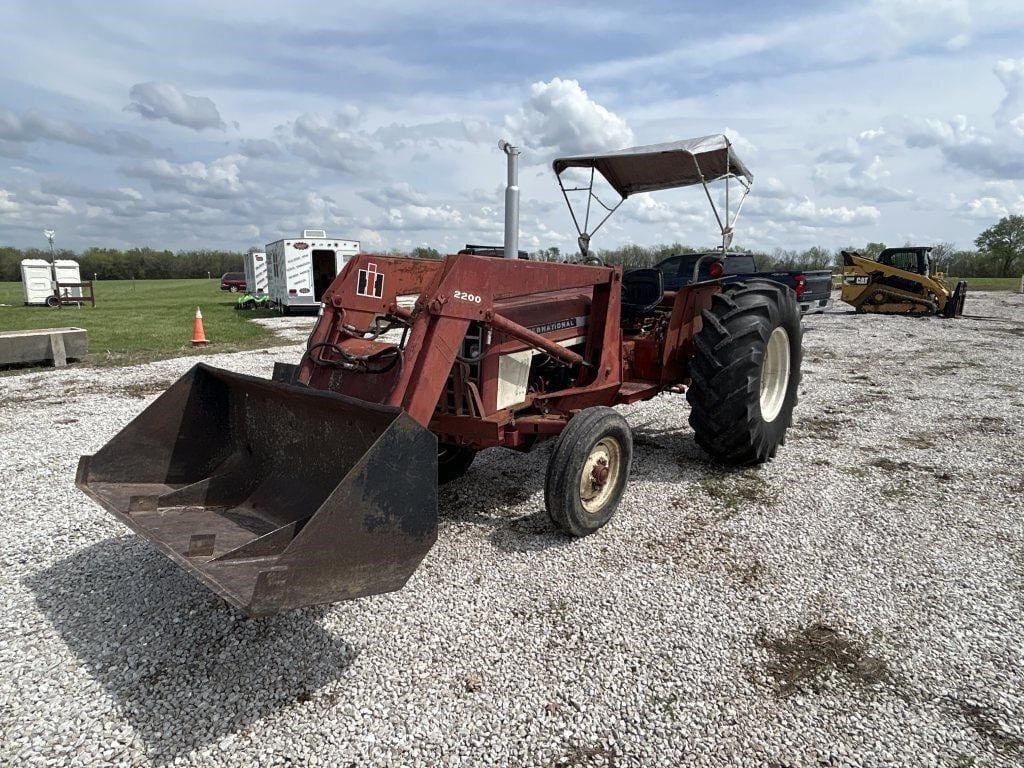 1980 International Harvester 454 Equipment Image0