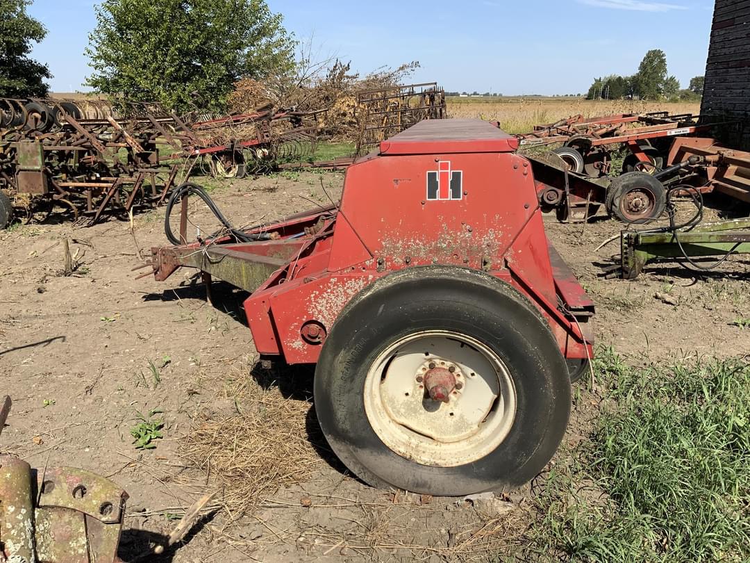 Image of International Harvester 5100 Primary image