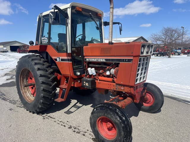 Image of International Harvester 986 equipment image 3