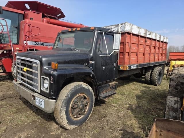 Image of International 1854 equipment image 2