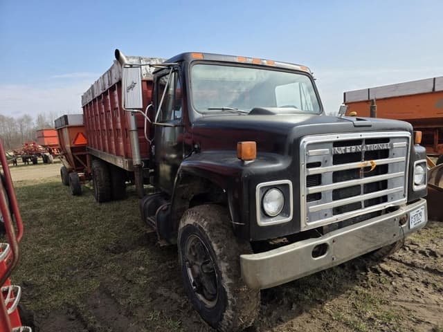 Image of International 1854 equipment image 4