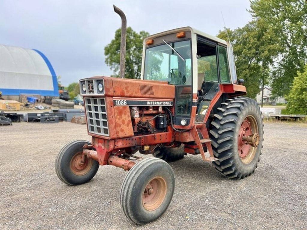 Image of International Harvester 1086 Primary image