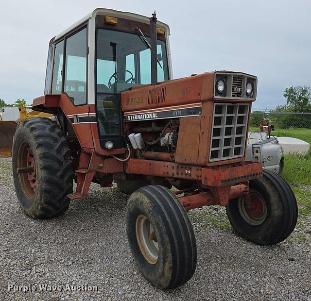 Image of International Harvester Hydro 186 equipment image 2