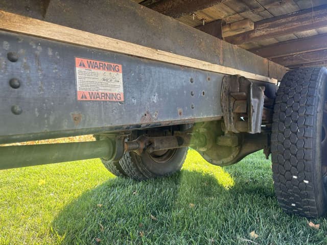 Image of International S1900 equipment image 4