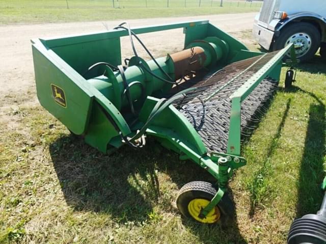 Image of John Deere 212 equipment image 2