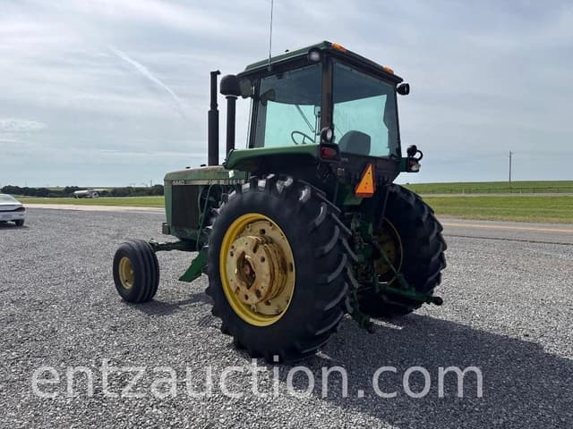 Image of John Deere 4440 equipment image 2