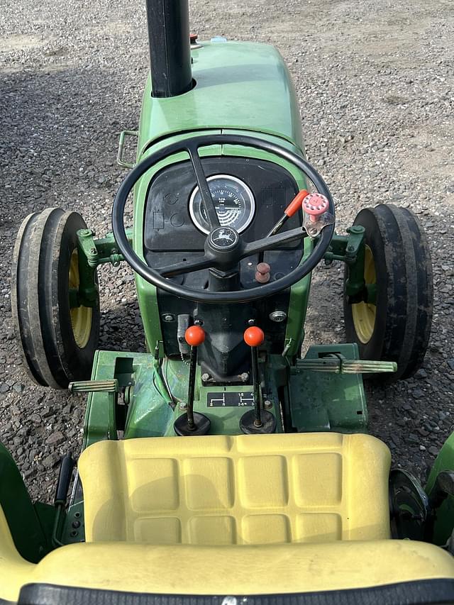 Image of John Deere 2040 equipment image 3