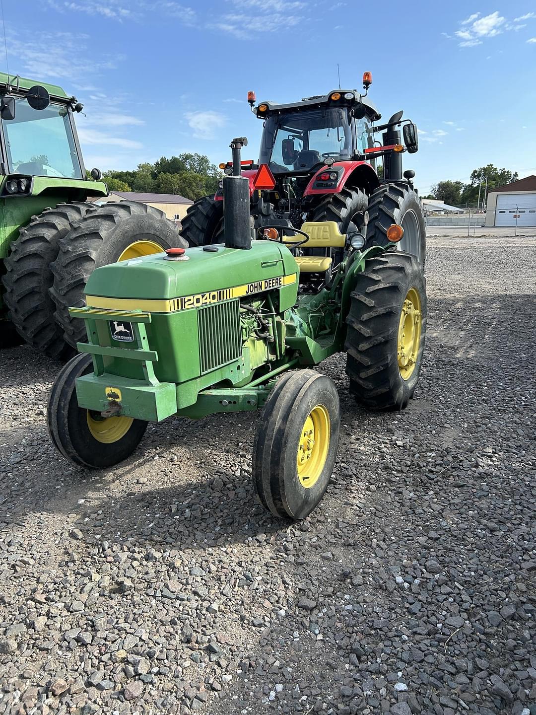 Image of John Deere 2040 Primary image