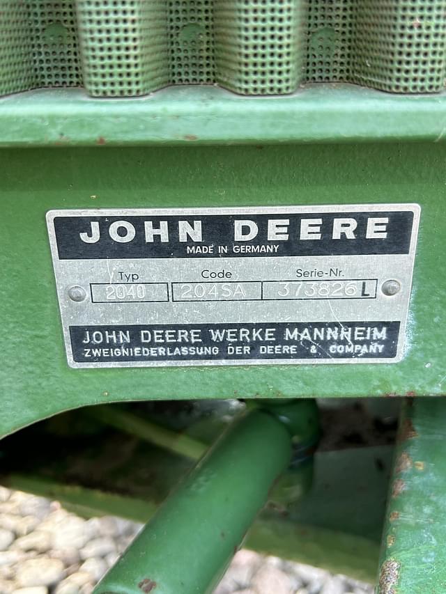 Image of John Deere 2040 equipment image 4