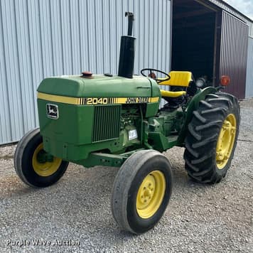 Main image John Deere 2040