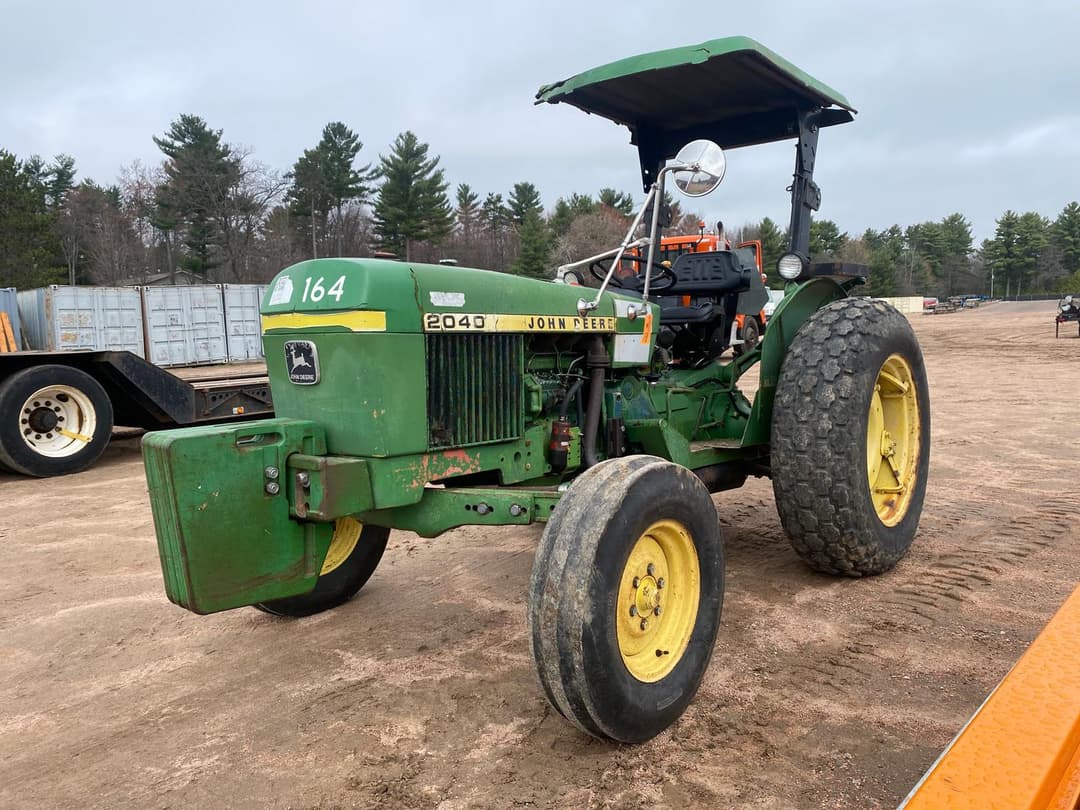Image of John Deere 2040 Primary image