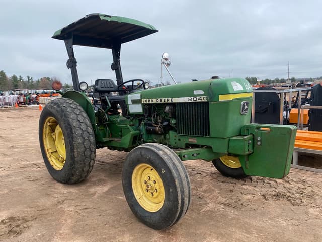Image of John Deere 2040 equipment image 2